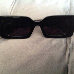 **1/2 Off Sale** Princess Polly "Cahill" Sunglasses Black